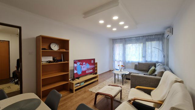 Eladó panellakás, Dunaújvárosban, Vasmű úton 37.9 M Ft