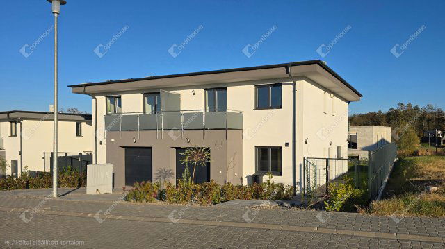 Eladó ikerház, Mogyoródon 154.9 M Ft, 5 szobás