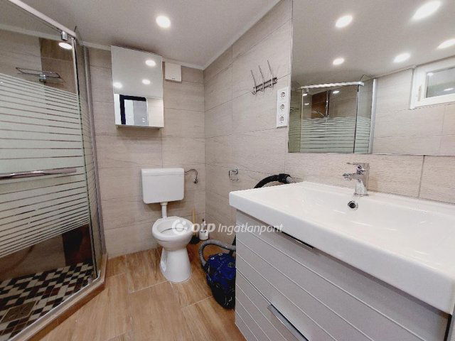 Eladó téglalakás, Budapesten, IX. kerületben 109.9 M Ft