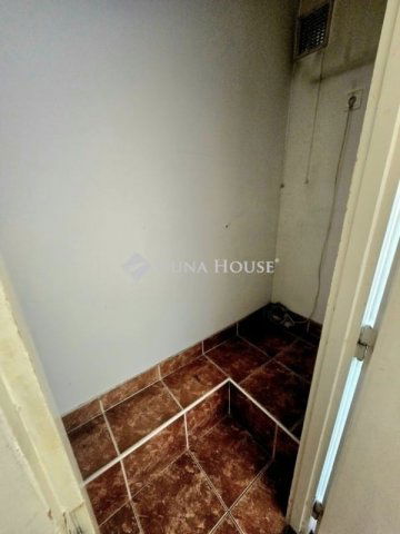 Eladó téglalakás, Pécsett 46.9 M Ft, 2 szobás