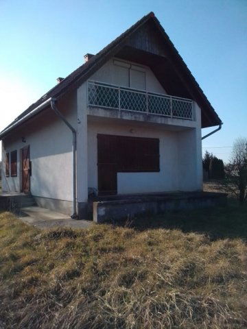Eladó családi ház, Karádon 57 M Ft, 3 szobás