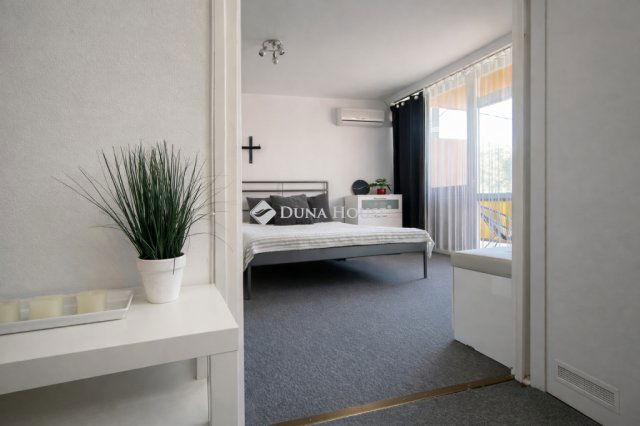 Eladó téglalakás, Budapesten, III. kerületben 79.5 M Ft