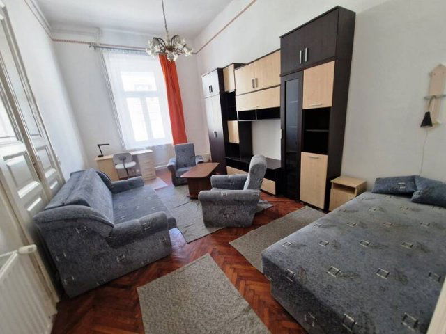 Kiadó téglalakás, albérlet, Budapesten, I. kerületben, 3 szobás
