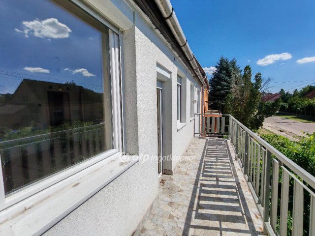 Eladó sorház, Dorogon 54 M Ft, 5+2 szobás / költözzbe.hu