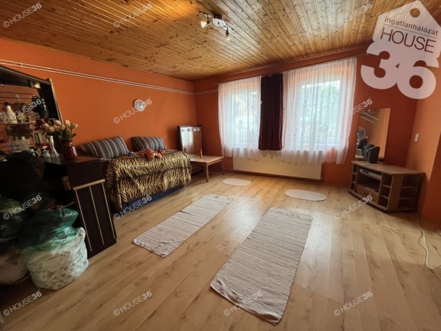 Eladó családi ház, Györkönyön 39.9 M Ft, 3 szobás