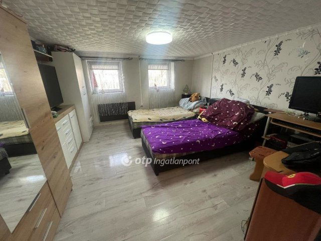 Eladó családi ház, Tápiógyörgyén 14.9 M Ft, 2 szobás
