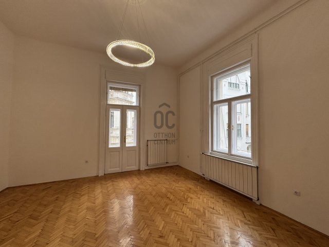 Kiadó téglalakás, albérlet, Budapesten, VI. kerületben