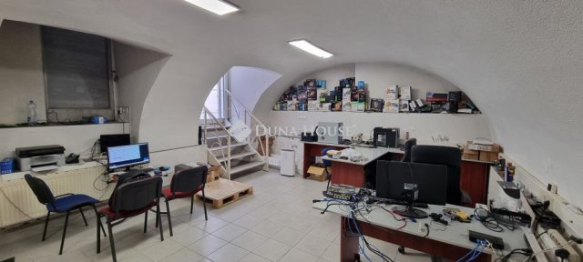 Eladó üzlethelyiség, Kecskeméten 35 M Ft / költözzbe.hu