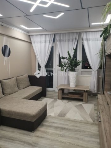 Eladó panellakás, Debrecenben 69.5 M Ft, 3 szobás