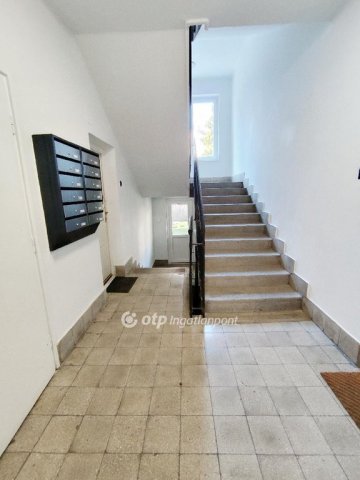 Eladó téglalakás, Budapesten, XIV. kerületben 57.9 M Ft