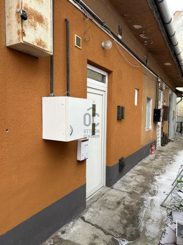 Eladó téglalakás, Budapesten, IV. kerületben 42.4 M Ft, 1 szobás