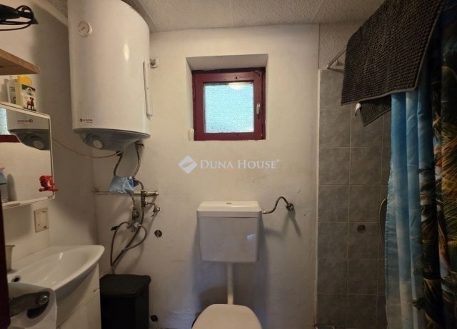 Eladó családi ház, Gyömrőn 85 M Ft, 7 szobás