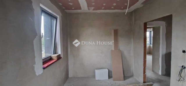 Eladó családi ház, Szegeden 231.874 M Ft, 5 szobás