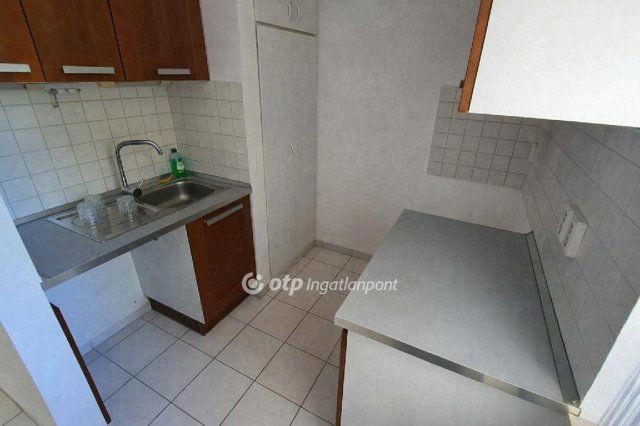 Eladó téglalakás, Budapesten, III. kerületben 115 M Ft, 2 szobás