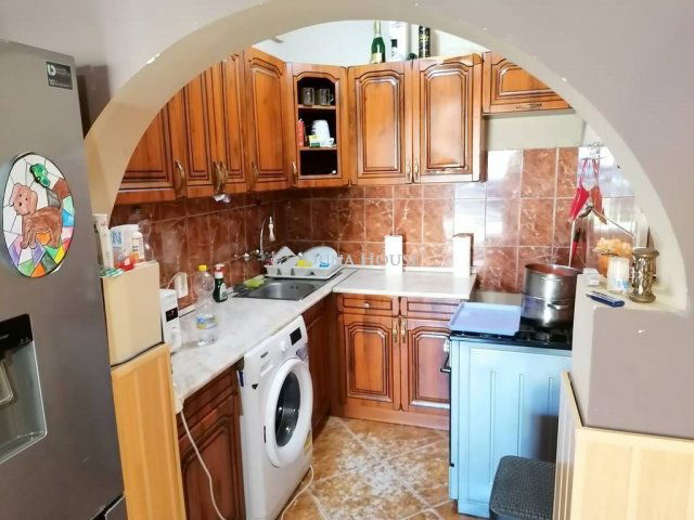 Eladó családi ház, Gávavencsellőn 16.5 M Ft, 4 szobás
