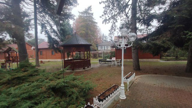 Eladó nyaraló, Szarvason 349 M Ft, 13 szobás