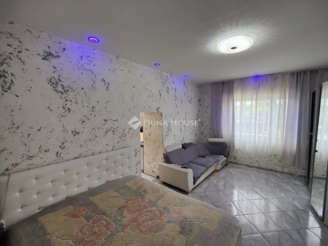 Eladó családi ház, Üllőn 59.9 M Ft, 3 szobás