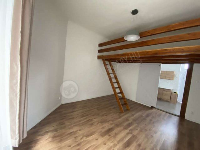 Kiadó téglalakás, albérlet, Budapesten, III. kerületben