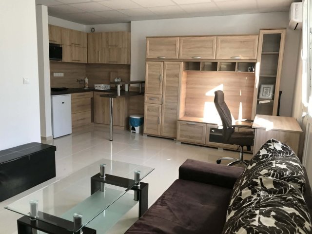 Eladó téglalakás, Nyíregyházán 29.5 M Ft, 1 szobás