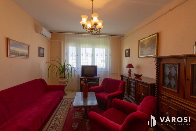 Kiadó panellakás, albérlet, Szegeden 150 E Ft / hó, 2 szobás