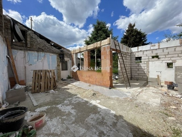 Eladó családi ház, Budapesten, XXI. kerületben 45.9 M Ft