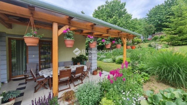 Eladó családi ház, Zalaegerszegen 149.9 M Ft, 5 szobás