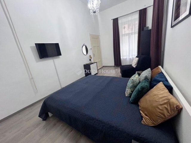 Eladó téglalakás, Budapesten, V. kerületben 84 M Ft, 2 szobás
