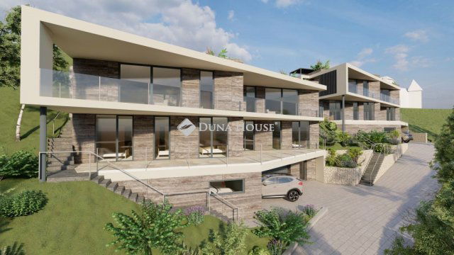 Eladó téglalakás, Pécsett 114.9 M Ft, 2 szobás