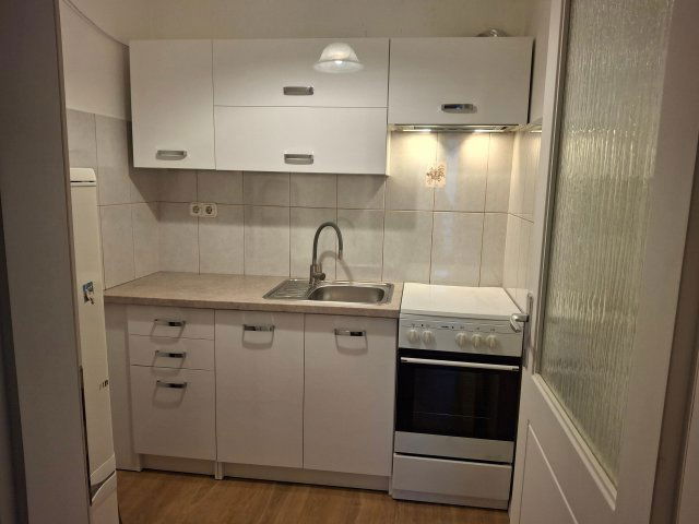 Kiadó téglalakás, albérlet, Fóton 200 E Ft / hó, 1+1 szobás