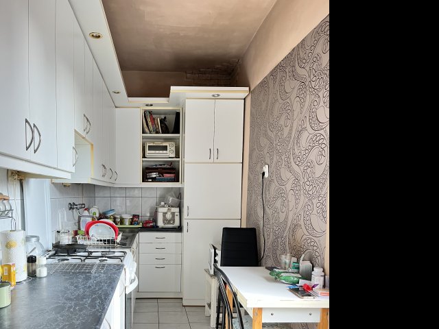Eladó téglalakás, Ajkán 32 M Ft, 2 szobás