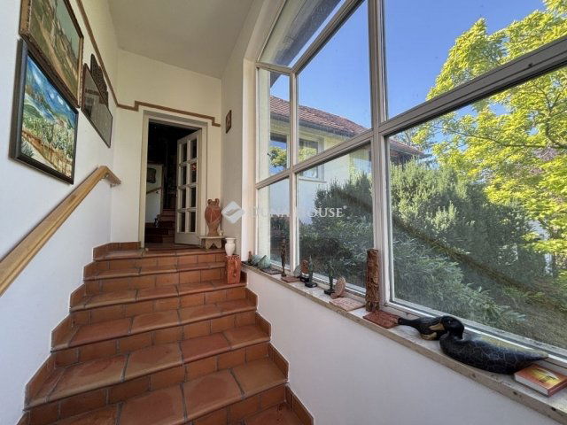 Eladó családi ház, Lábatlanon 76.9 M Ft, 4 szobás