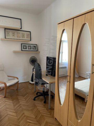 Kiadó téglalakás, albérlet, IX. kerületben, Bakáts téren