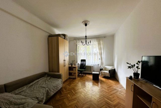 Eladó téglalakás, Budapesten, XIV. kerületben 52 M Ft, 1 szobás