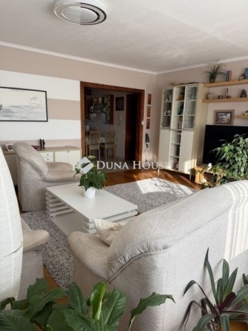 Eladó panellakás, Budapesten, XVI. kerületben 93.9 M Ft