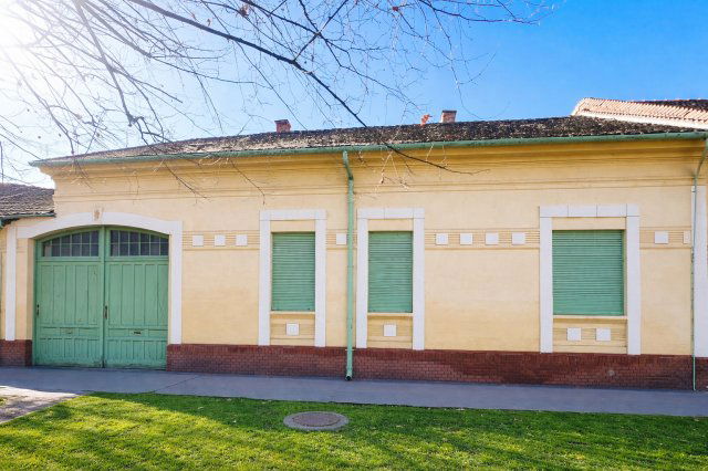 Eladó családi ház, Orosházán 45 M Ft, 3+1 szobás