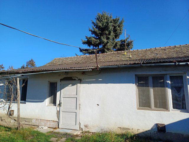 Eladó családi ház, Földeákon 7.4 M Ft, 2+1 szobás
