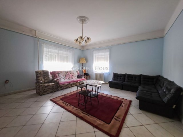 Eladó családi ház, Érden 119 M Ft, 7 szobás