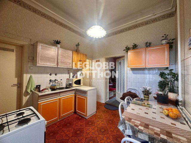 Eladó családi ház, Cegléden 24.9 M Ft, 2 szobás