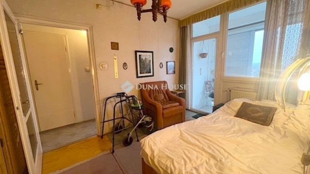 Eladó panellakás, Budapesten, XV. kerületben 69.9 M Ft