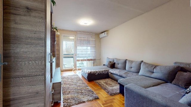 Eladó panellakás, Nyíregyházán 48 M Ft, 2+1 szobás