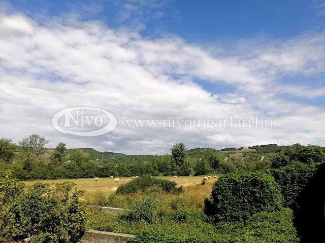 Eladó telek, Pécselyen 300 M Ft / költözzbe.hu