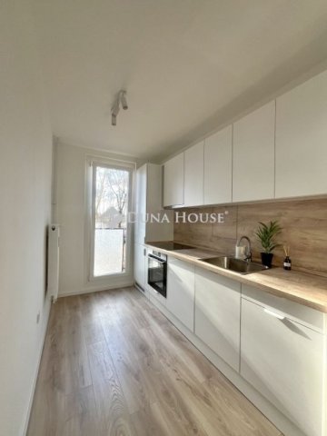 Eladó panellakás, Pécsett 54.9 M Ft, 2 szobás