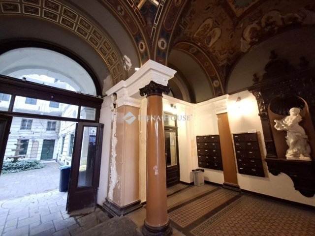 Eladó téglalakás, Budapesten, VIII. kerületben 74.9 M Ft
