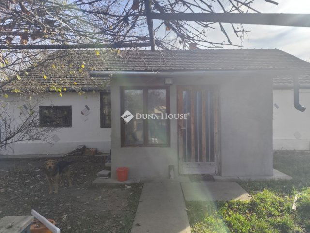 Eladó mezogazdasagi ingatlan, Kecskeméten 18.7 M Ft, 2 szobás