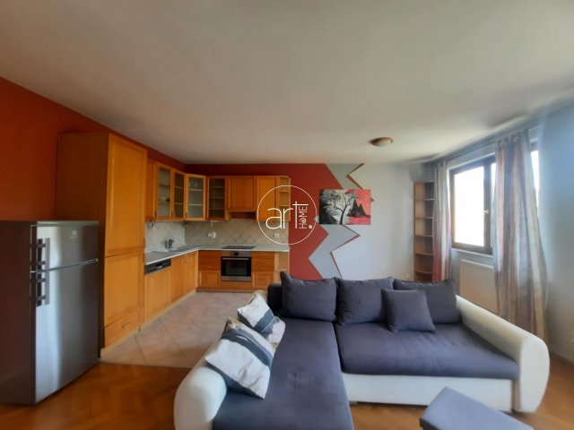 Eladó téglalakás, Szegeden 71 M Ft, 1+2 szobás