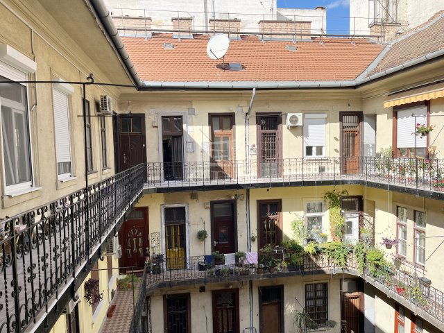 Eladó téglalakás, Budapesten, VII. kerületben 38.49 M Ft