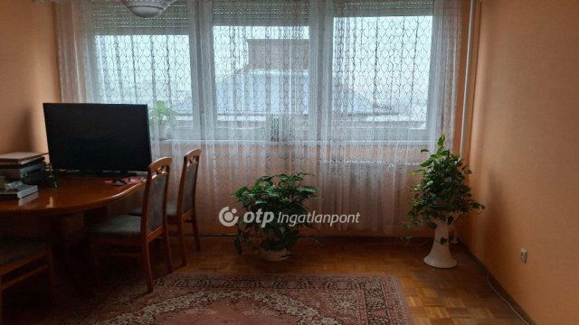 Eladó panellakás, Budapesten, XXI. kerületben 69.9 M Ft, 3 szobás