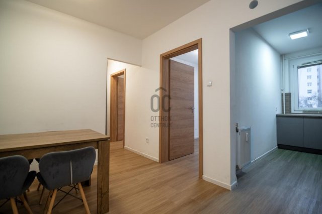 Eladó panellakás, Budapesten, III. kerületben 74.9 M Ft, 3 szobás