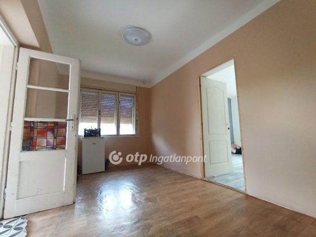 Eladó családi ház, Ecséden 17.5 M Ft, 4 szobás
