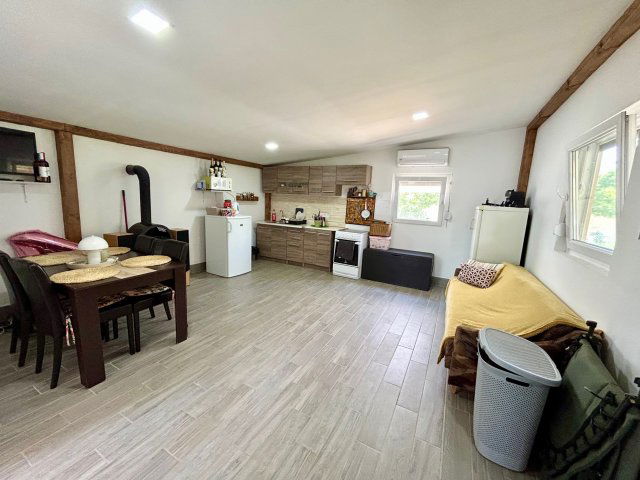 Eladó családi ház, Kovácshidán 14.9 M Ft, 2 szobás